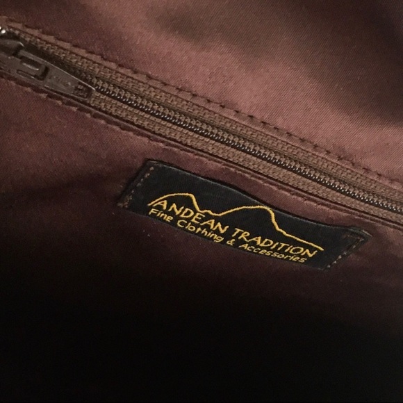 Soft Alpaca wool patchwork satchel bamboo handles - Picture 5 of 8